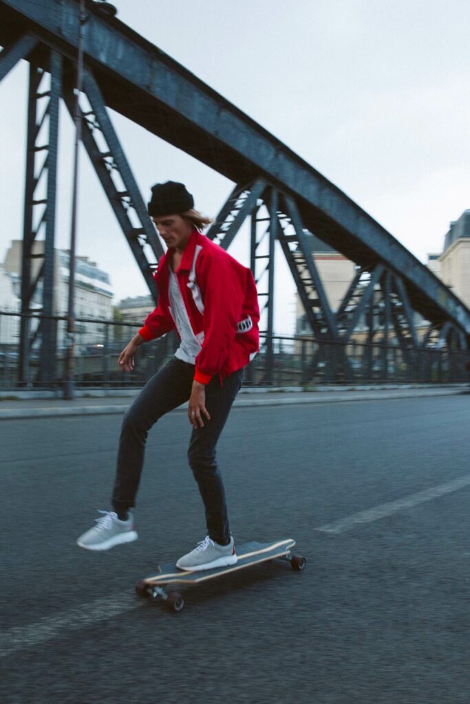 Réalisation film pub, photo et lookbook pour la marque Balt par l'agence Bengale à Paris.