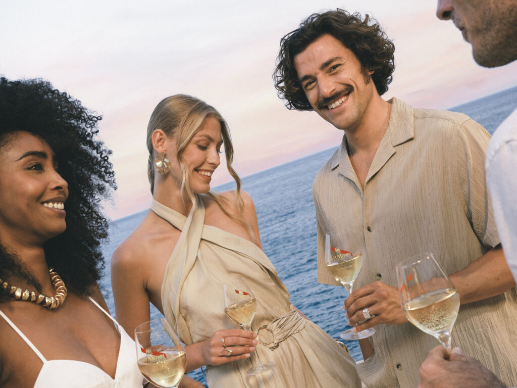 Production d'un shooting photo et d'un tournage video pour Mumm